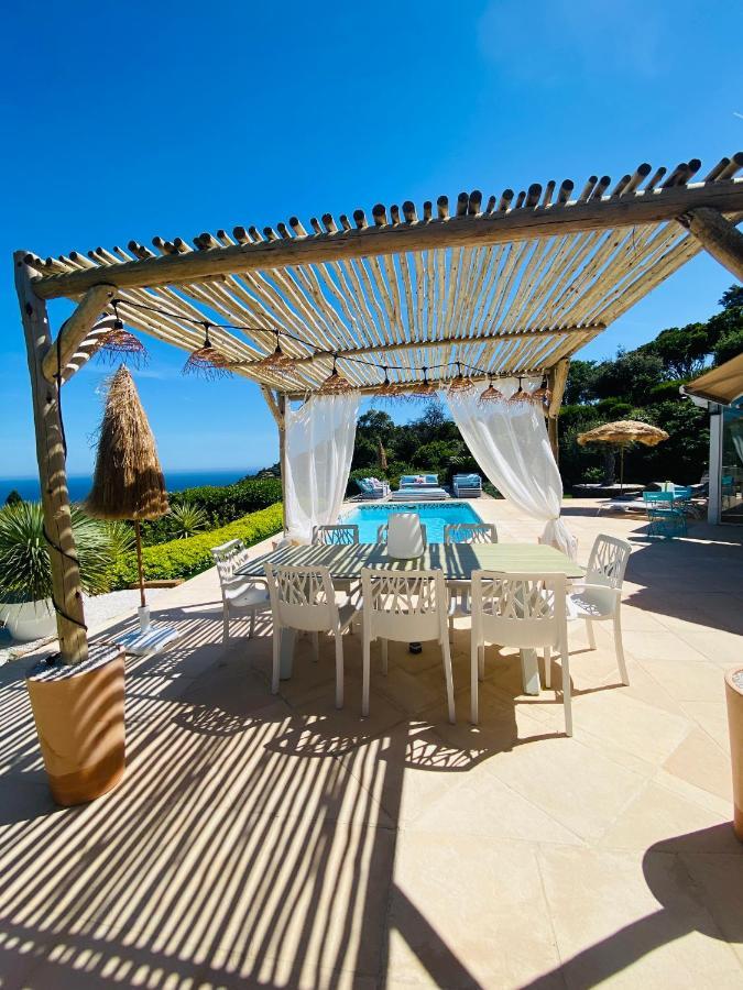 Villa Jucanos - Vue Mer Panoramique Golfe De St-Tropez Cavalaire-sur-Mer Exterior photo